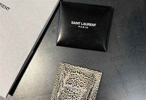 saint laurent презервативы